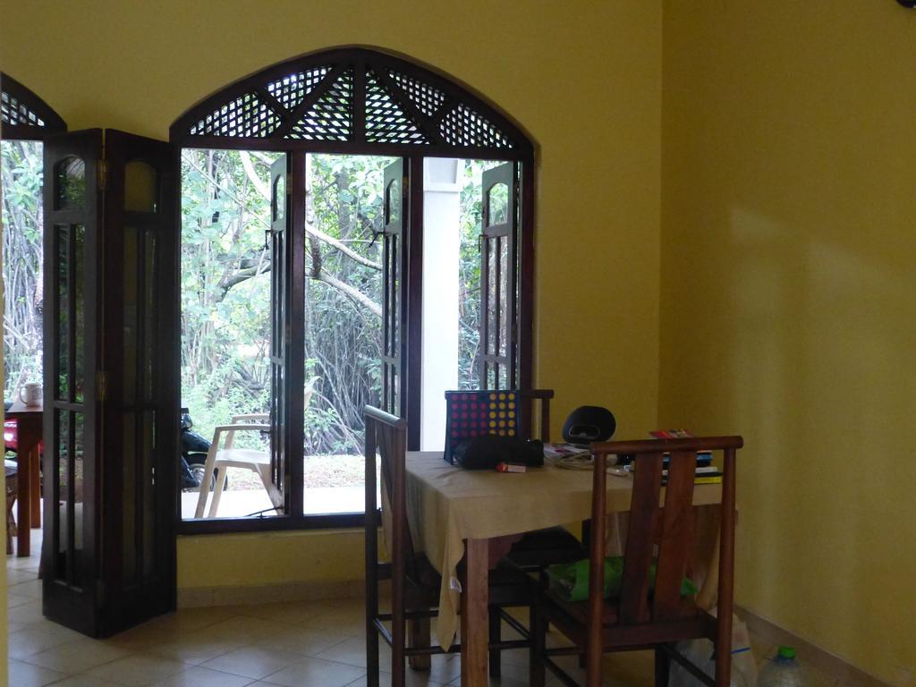 Lagoon Villa Beruwala Room photo
